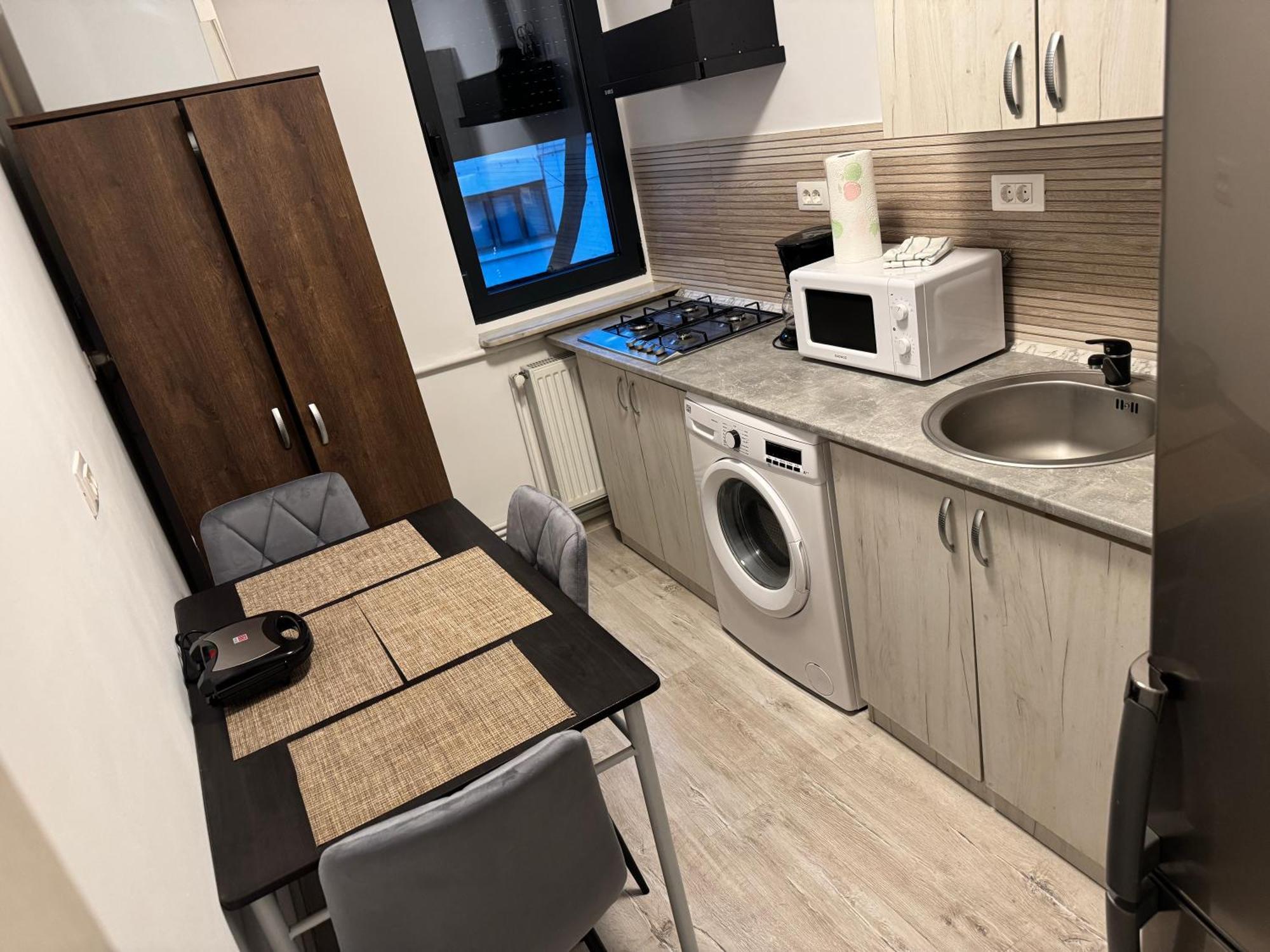 Apartament Ultracentral Modern 1 Питешти Экстерьер фото