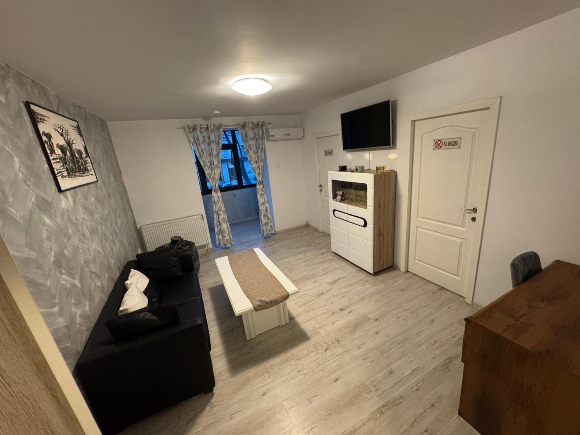 Apartament Ultracentral Modern 1 Питешти Экстерьер фото